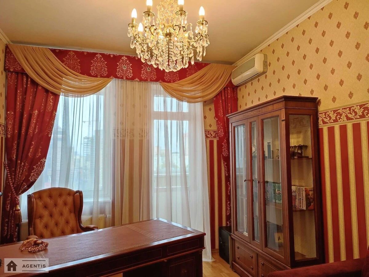 Сдам квартиру. 3 rooms, 140 m², 14 floor/18 floors. Печерский район, Киев. 