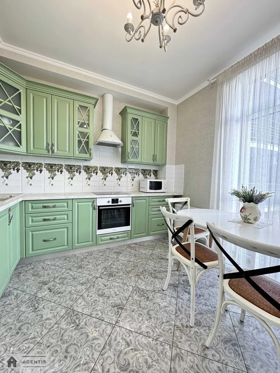 Apartment for rent. 1 room, 55 m², 4th floor/7 floors. 48, Kazymyra Malevycha vul., Kyiv. 