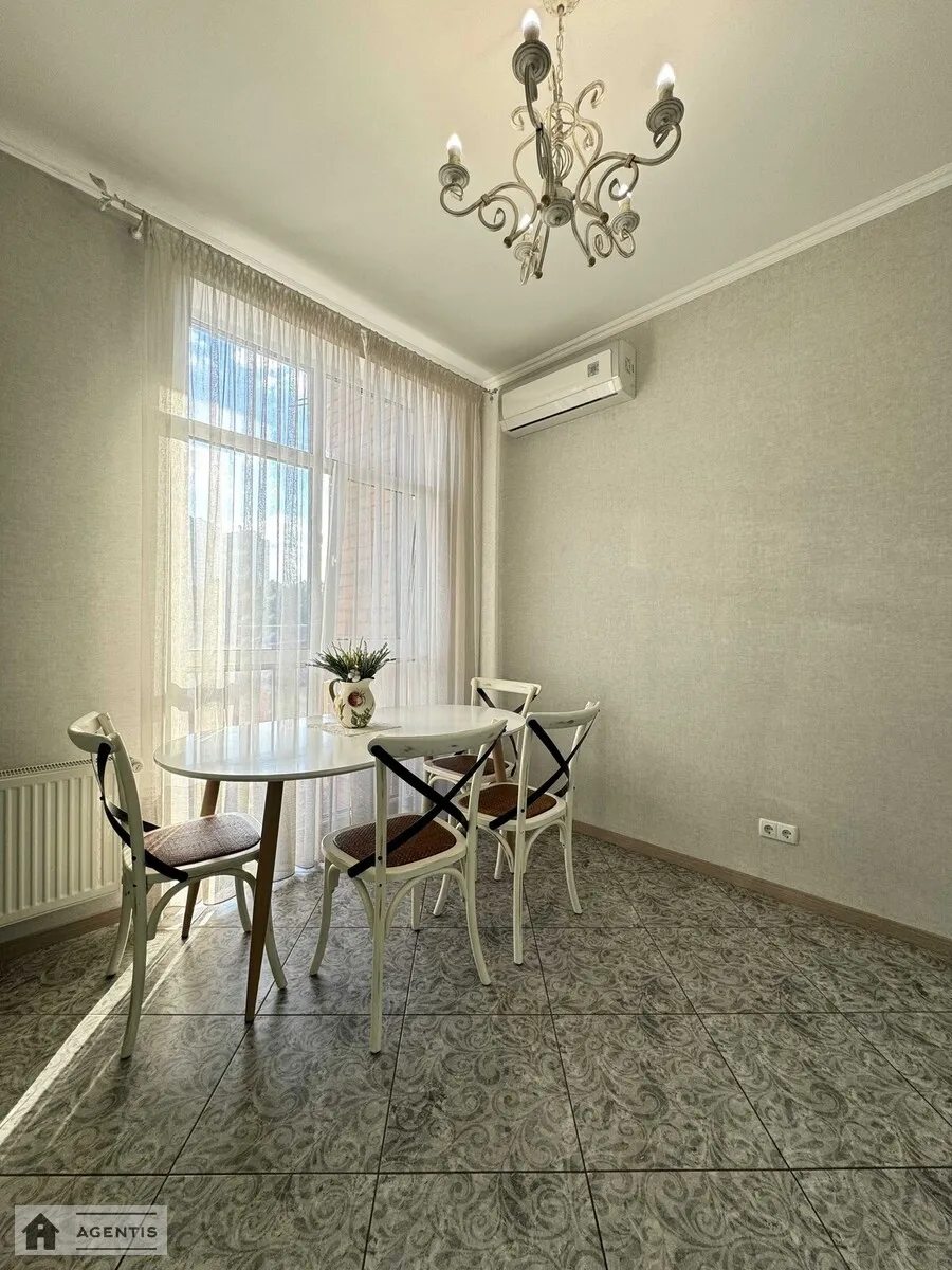 Apartment for rent. 1 room, 55 m², 4th floor/7 floors. 48, Kazymyra Malevycha vul., Kyiv. 