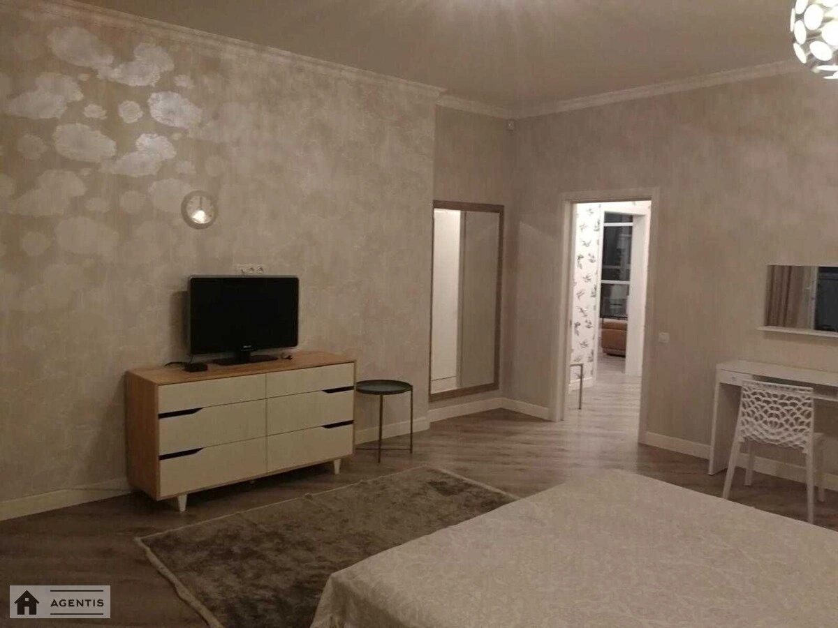 Здам квартиру. 3 rooms, 155 m², 16 floor/25 floors. 44, Євгена Коновальця вул. (Щорса), Київ. 