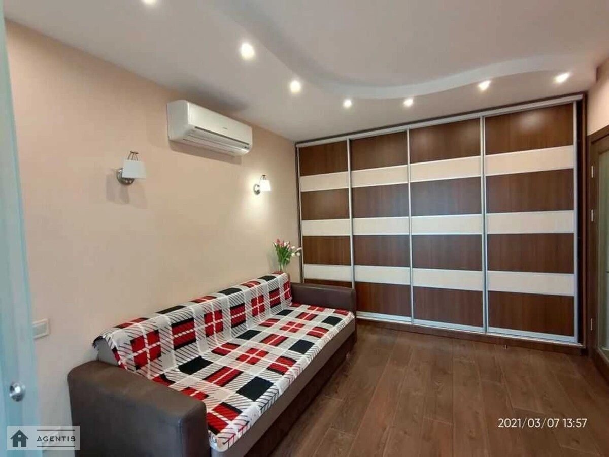 Apartment for rent. 1 room, 38 m², 17 floor/24 floors. 23, Mezhova 23, Kyiv. 