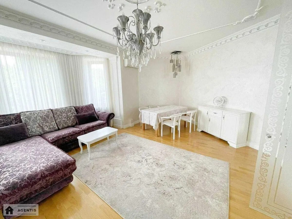 Сдам квартиру 1 комната, 68 m², 4 эт./8 этажей. 34, Михайла Грушевського вул., Киев. 