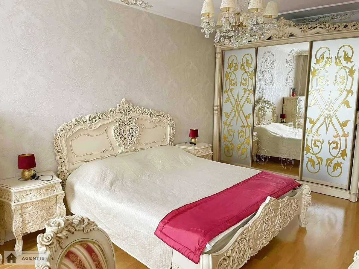 Здам квартиру. 1 room, 68 m², 4th floor/8 floors. 34, Михайла Грушевського вул., Київ. 