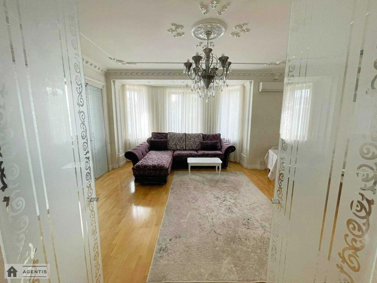 Сдам квартиру 1 комната, 68 m², 4 эт./8 этажей. 34, Михайла Грушевського вул., Киев. 