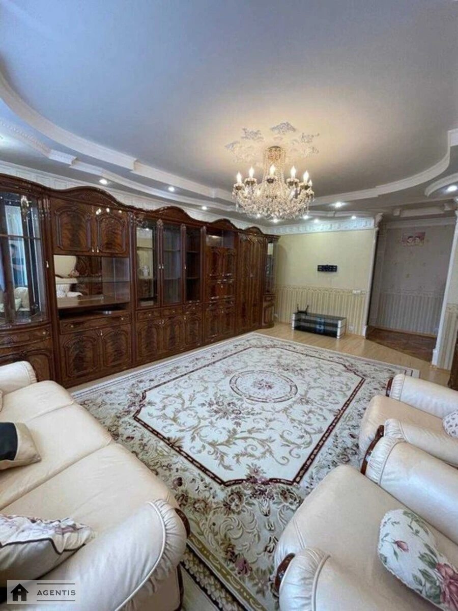 Apartment for rent. 4 rooms, 130 m², 8th floor/16 floors. 16, Mykoly Bazhana prosp., Kyiv. 
