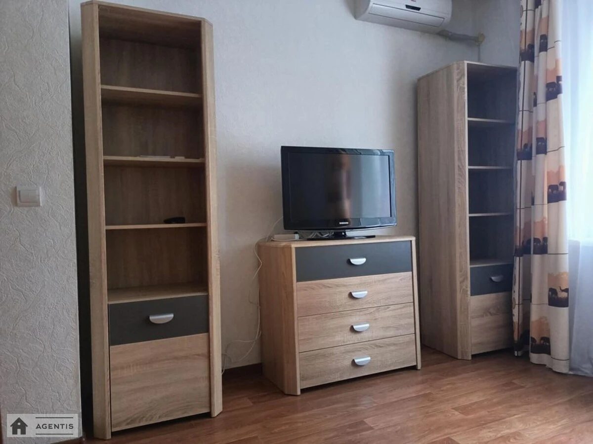 Apartment for rent. 1 room, 36 m², 4th floor/25 floors. 14, Borysa Hmyri vul., Kyiv. 