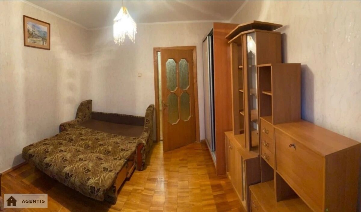 Здам квартиру. 3 rooms, 77 m², 13 floor/16 floors. Ревуцького, Київ. 