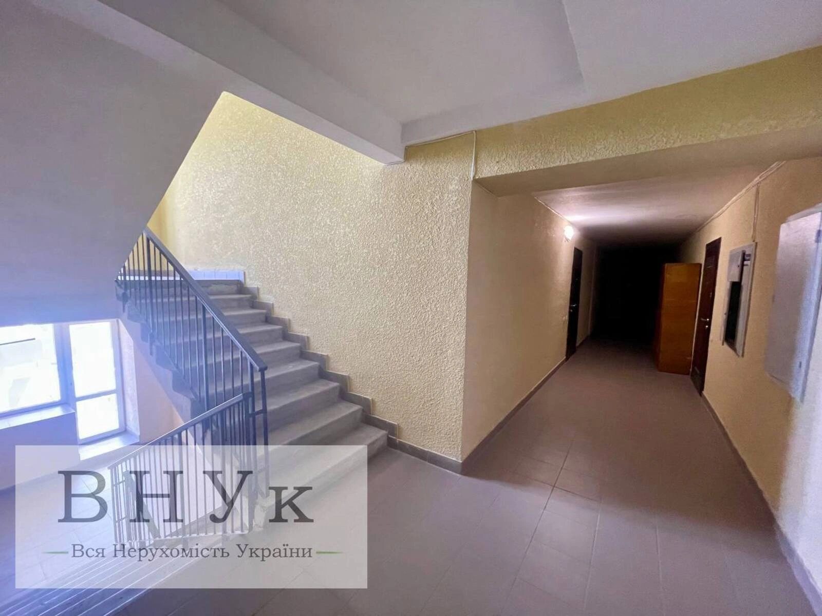 Apartments for sale 1 room, 40 m², 9th fl./10 floors. Kutkivtsi  Bentsalya vul., Ternopil. 