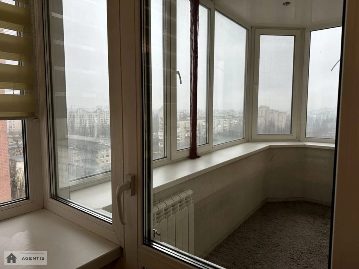 Сдам квартиру. 1 room, 52 m², 11 floor/16 floors. 5, Леся Курбаса 5, Киев. 