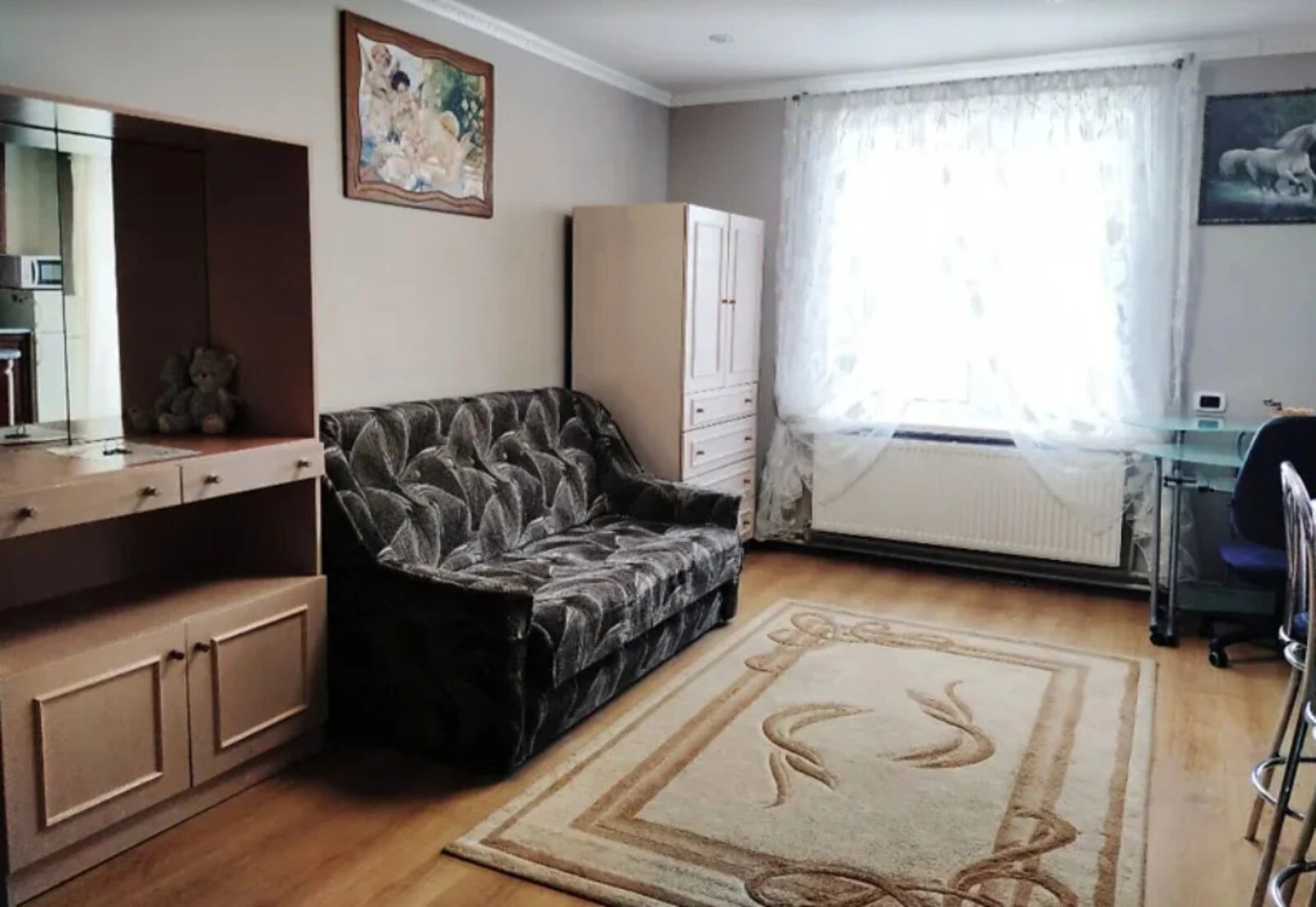 Apartments for sale. 2 rooms, 43 m², 3rd floor/10 floors. Druzhba, Ternopil. 