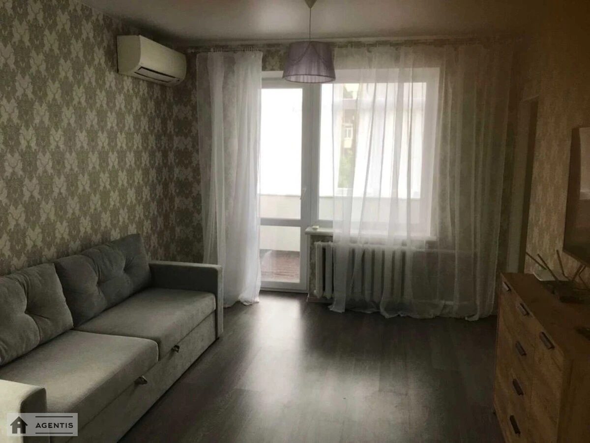 Apartment for rent. 1 room, 49 m², 4th floor/9 floors. 18, Gercena 18, Kyiv. 