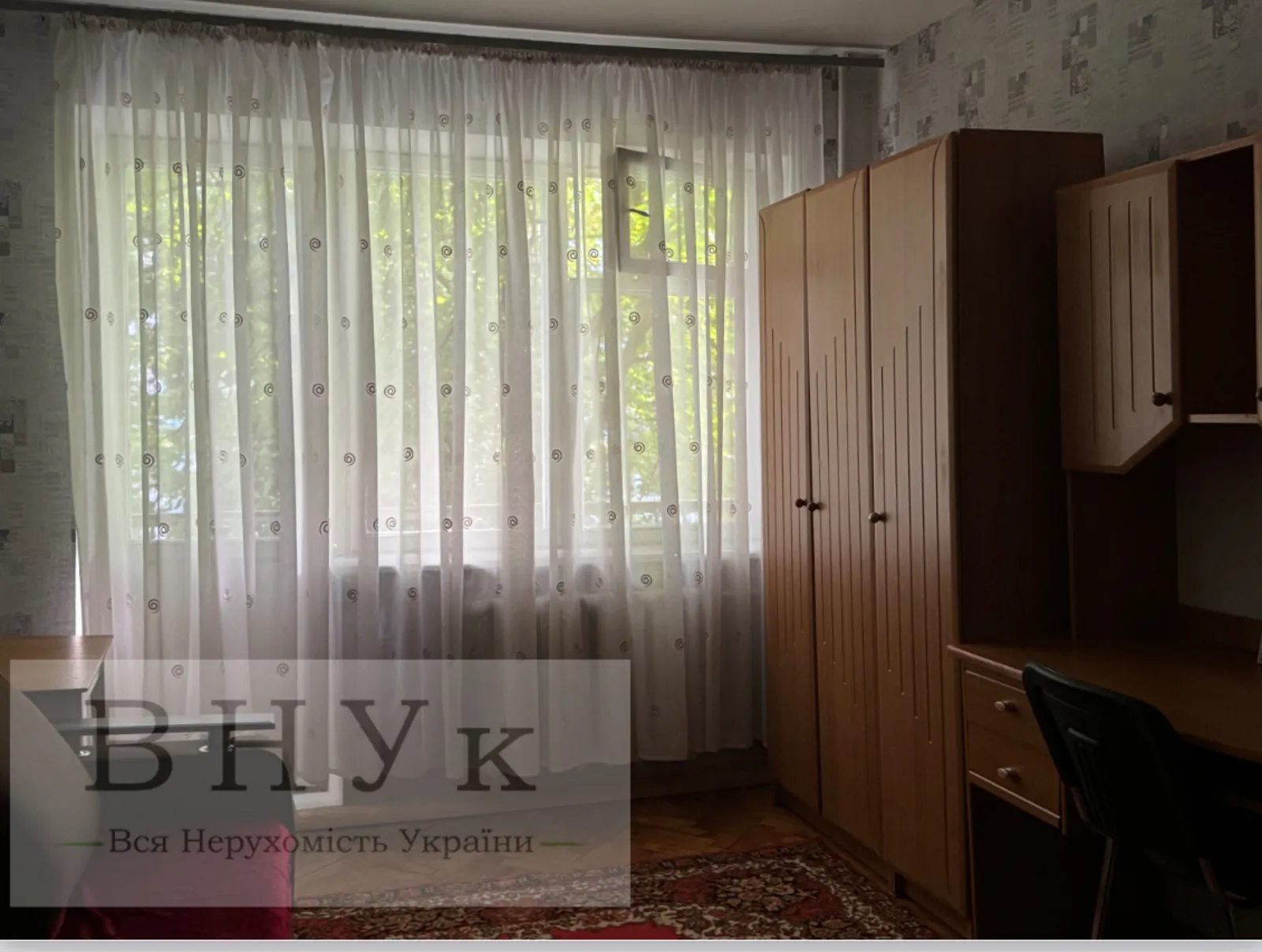 Apartments for sale. 1 room, 33 m², 2nd floor/5 floors. Huzara L. , Ternopil. 