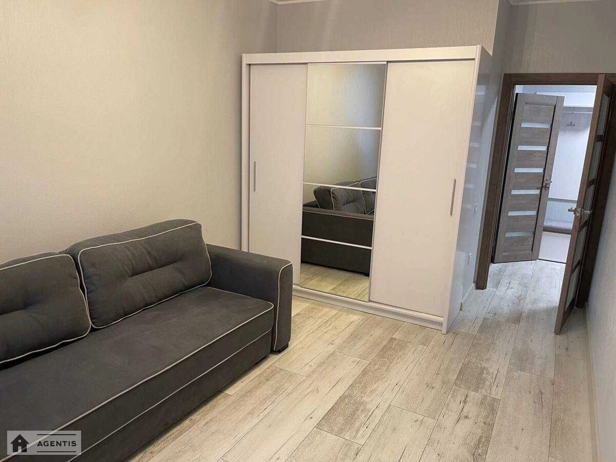 Apartment for rent. 1 room, 43 m², 11 floor/24 floors. 10, Ivana Vyhovskoho vul. Marshala Hrechka, Kyiv. 