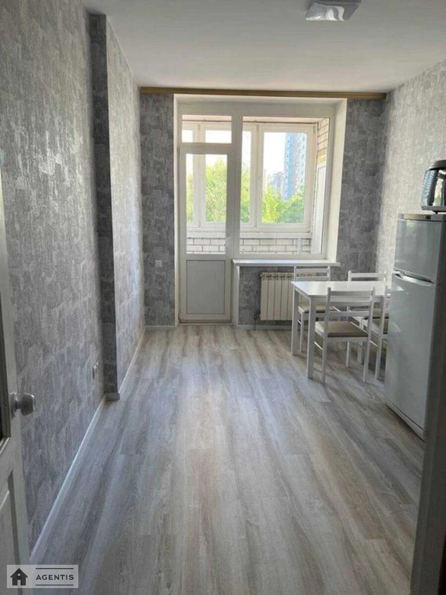 Apartment for rent. 1 room, 56 m², 2nd floor/25 floors. 9, Zdolbunivska 9, Kyiv. 