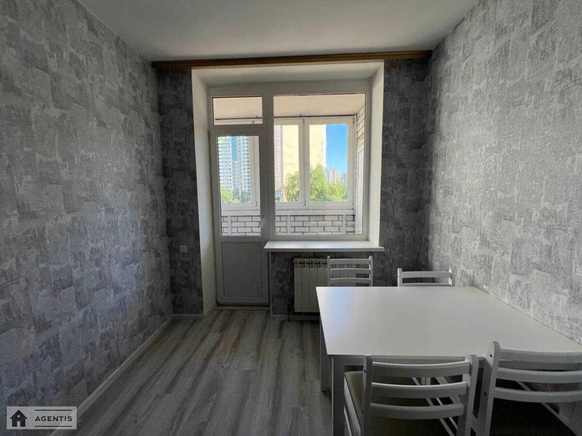 Apartment for rent. 1 room, 56 m², 2nd floor/25 floors. 9, Zdolbunivska 9, Kyiv. 
