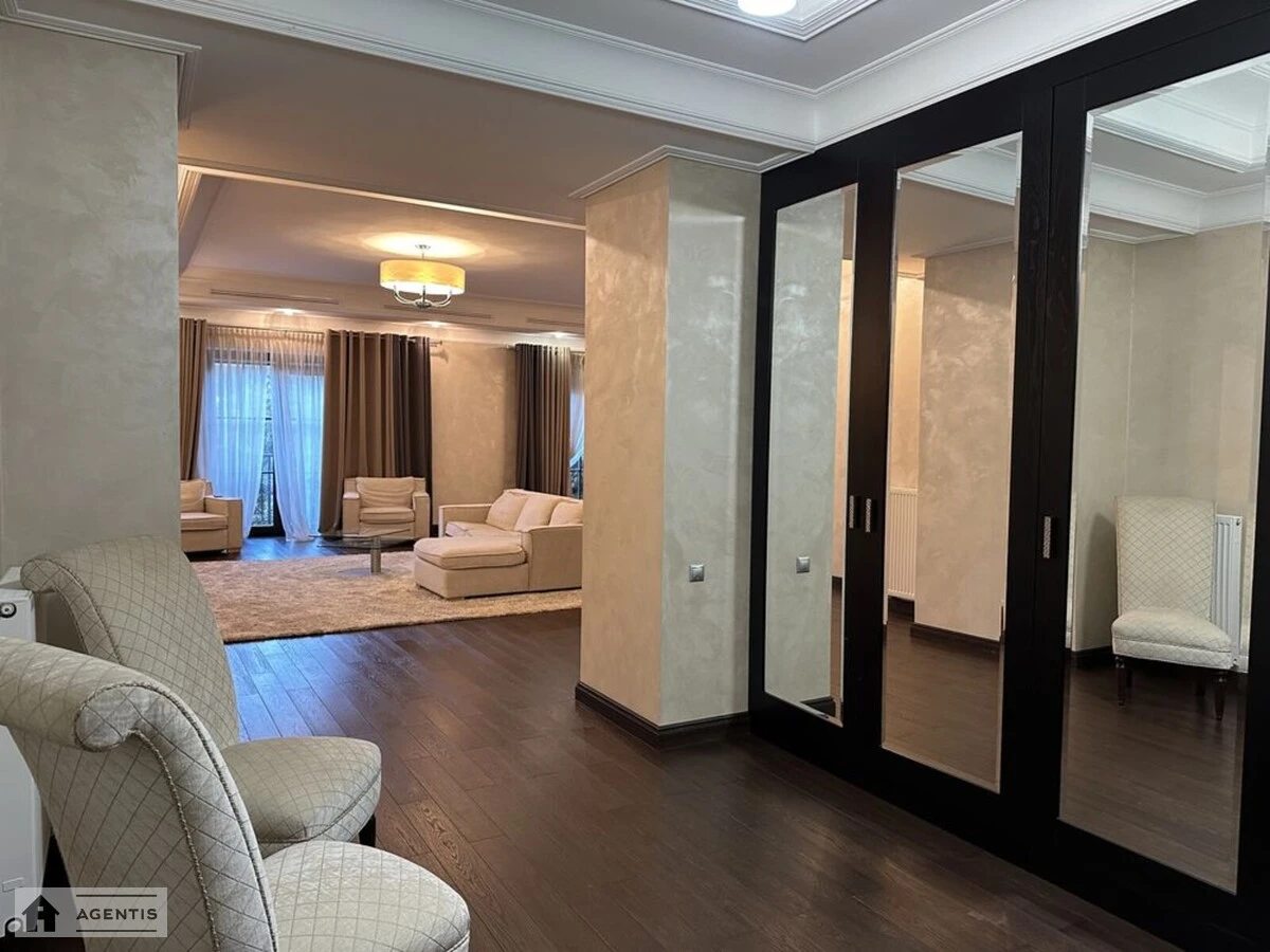 Apartment for rent. 2 rooms, 212 m², 2nd floor/5 floors. 56, Bolsunovskyy prov. Michurina, Kyiv. 