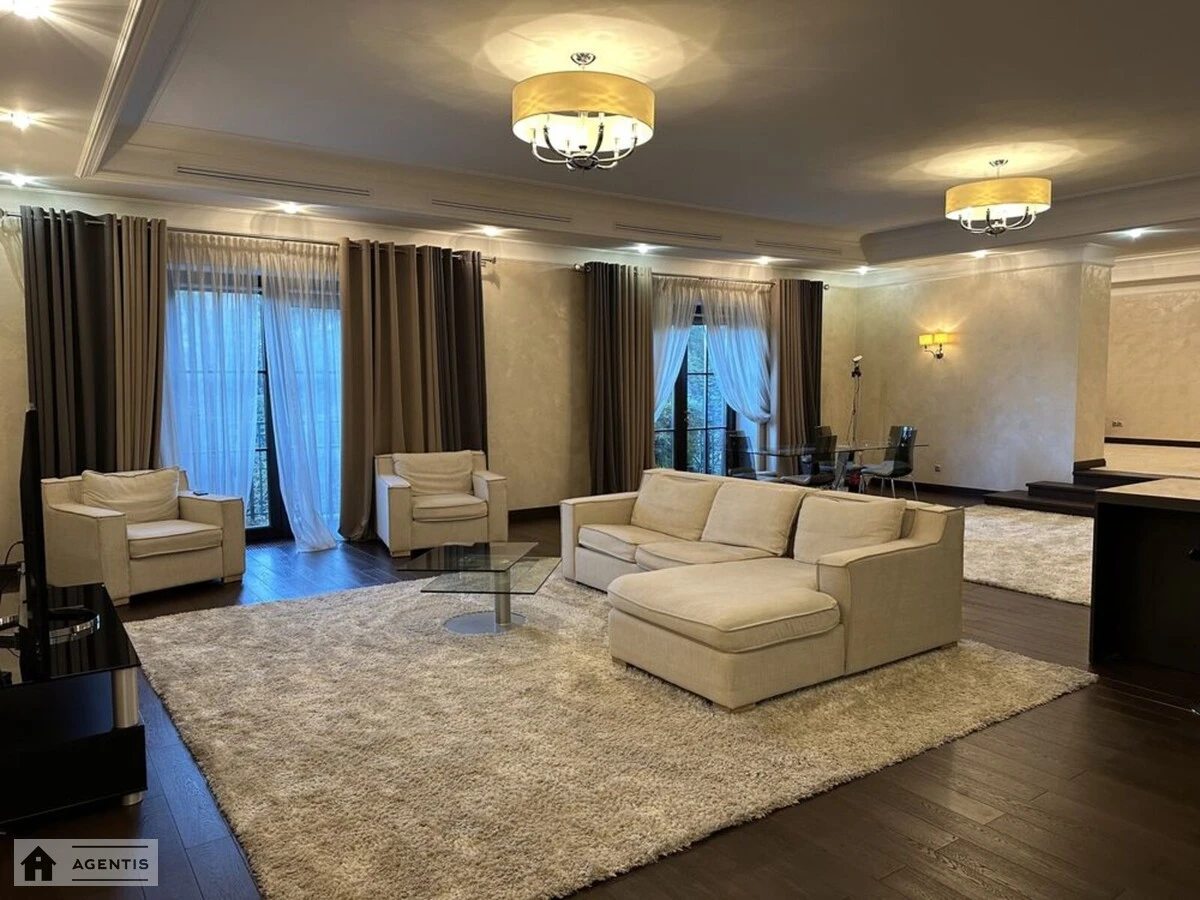 Сдам квартиру. 2 rooms, 212 m², 2nd floor/5 floors. 56, Болсуновський пров. (Мічуріна), Киев. 