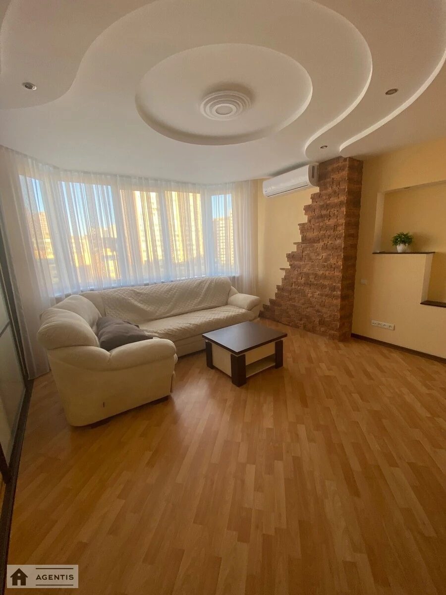 Здам квартиру. 2 rooms, 72 m², 7th floor/16 floors. 28, Петра Григоренка просп., Київ. 