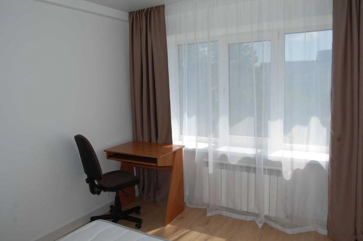 Сдам квартиру. 2 rooms, 47 m², 5th floor/5 floors. Юности 4, Киев. 