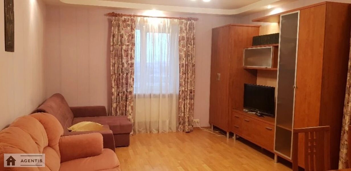 Apartment for rent. 2 rooms, 75 m², 14 floor/17 floors. 105, Beresteyskyy prosp. Peremohy, Kyiv. 