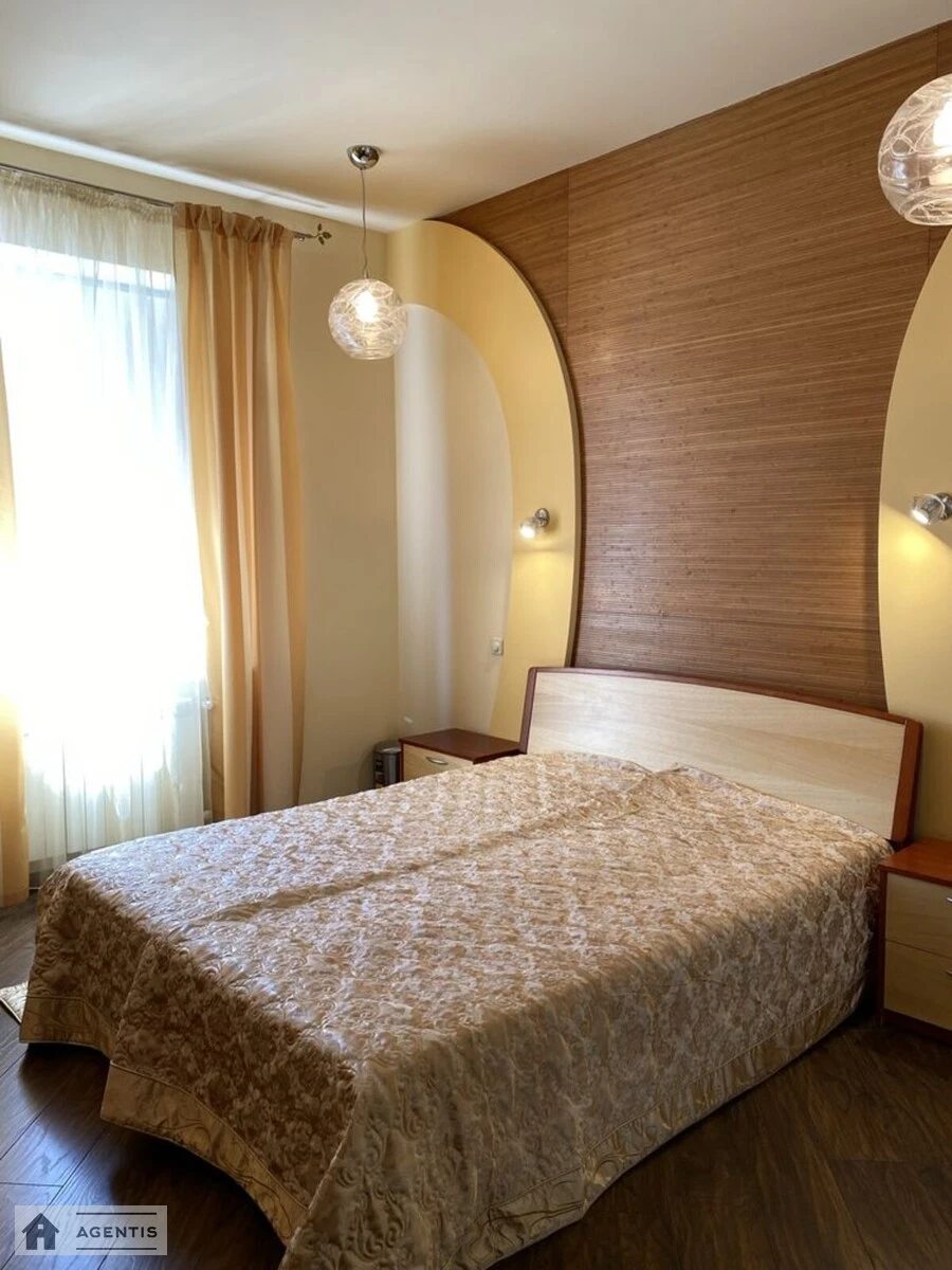 Apartment for rent. 3 rooms, 100 m², 6th floor/18 floors. 50, Zlatoustivska vul., Kyiv. 