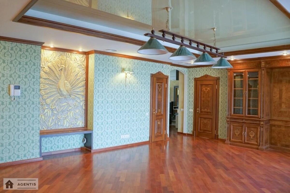 Apartment for rent. 4 rooms, 200 m², 8th floor/12 floors. 49, Volodymyrska 49, Kyiv. 