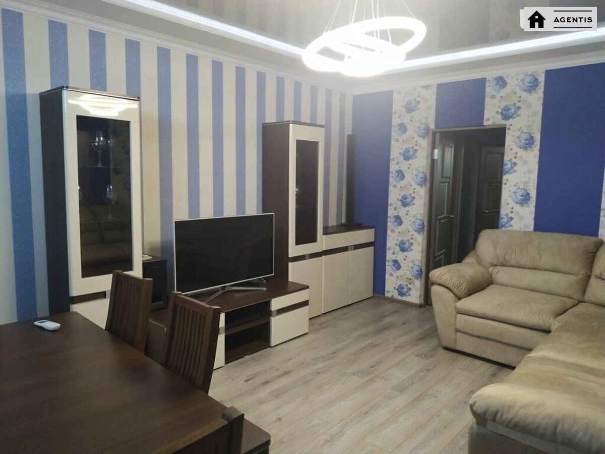 Apartment for rent. 2 rooms, 73 m², 6th floor/25 floors. Aviakonstruktora Ihorya Sikorskoho vul., Kyiv. 