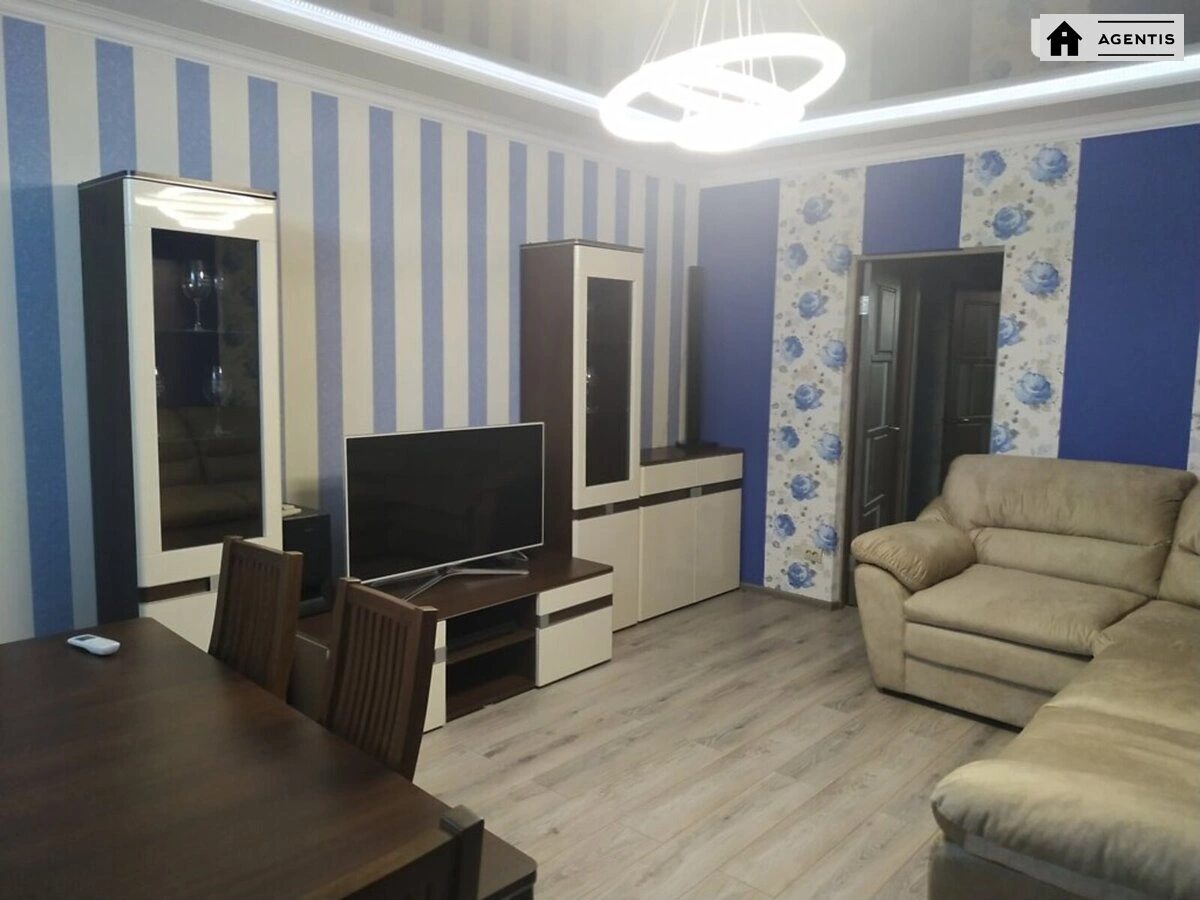 Сдам квартиру. 2 rooms, 73 m², 6th floor/25 floors. Авіаконструктора Ігоря Сікорського вул., Киев. 