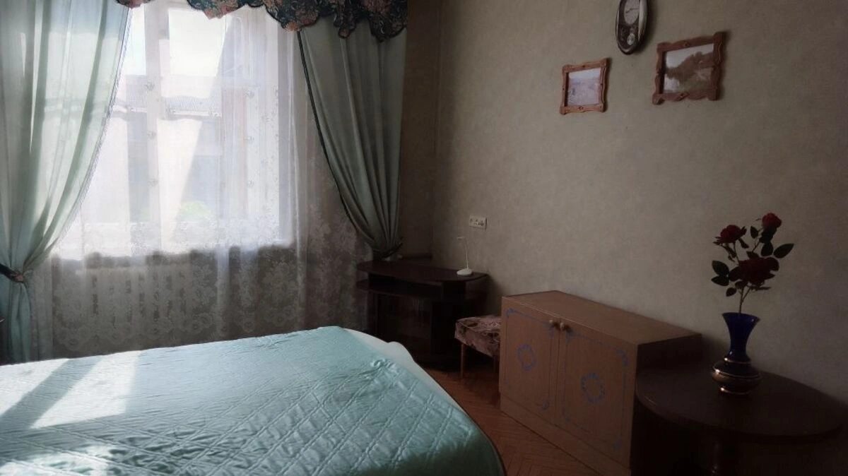 Сдам квартиру. 2 rooms, 59 m², 4th floor/5 floors. 5, Симферопольская 5, Киев. 