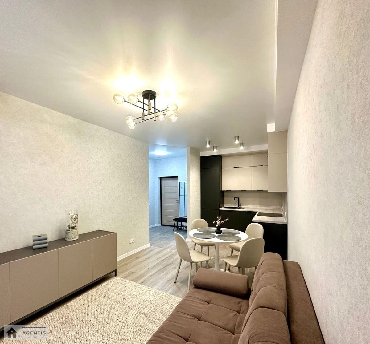 Сдам квартиру. 1 room, 42 m², 7th floor/19 floors. 26, Михайла Максимовича вул. (Онуфрія Трутенка), Киев. 