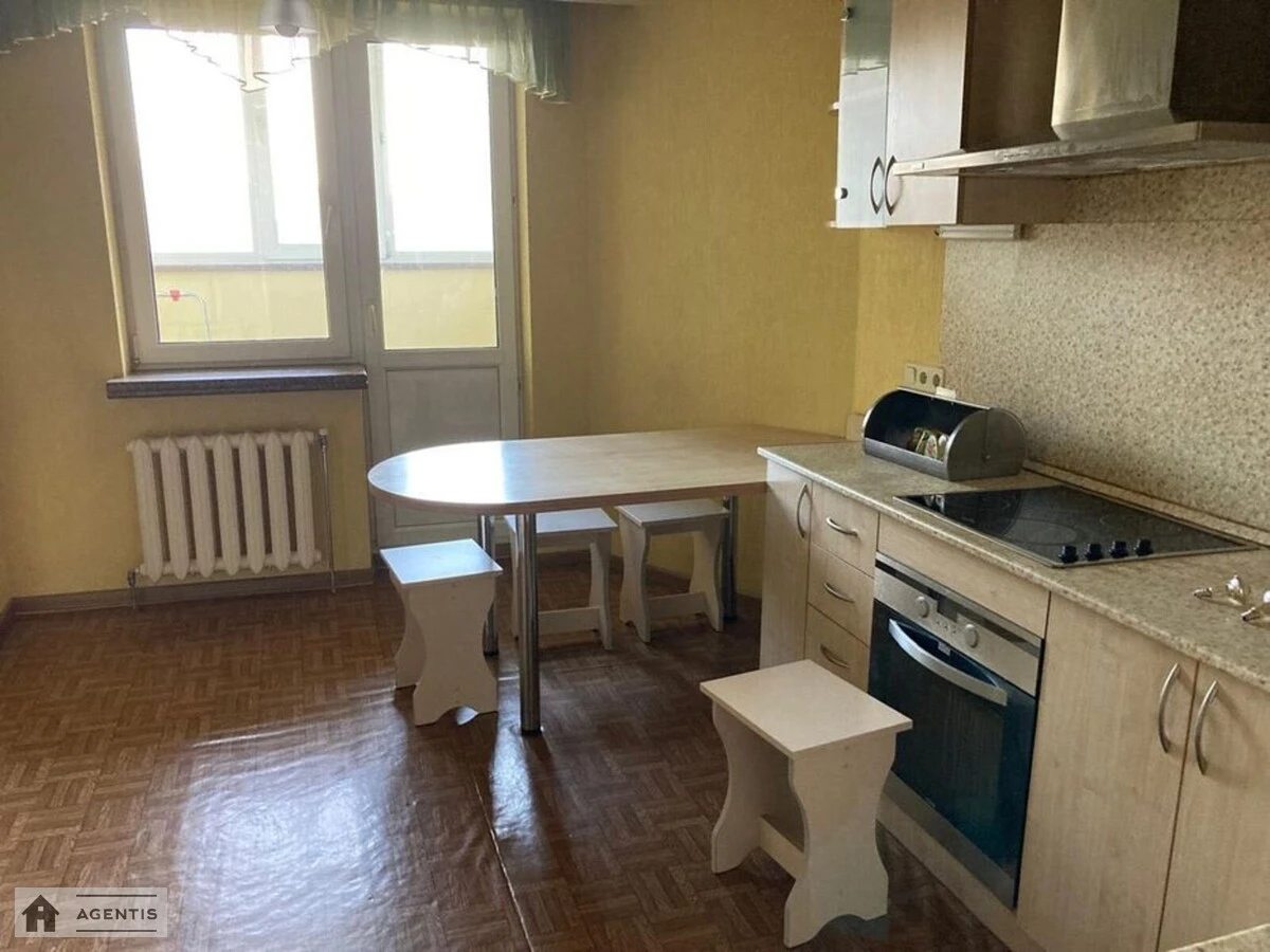 Apartment for rent. 2 rooms, 88 m², 7th floor/24 floors. Mykoly Bazhana prosp., Kyiv. 