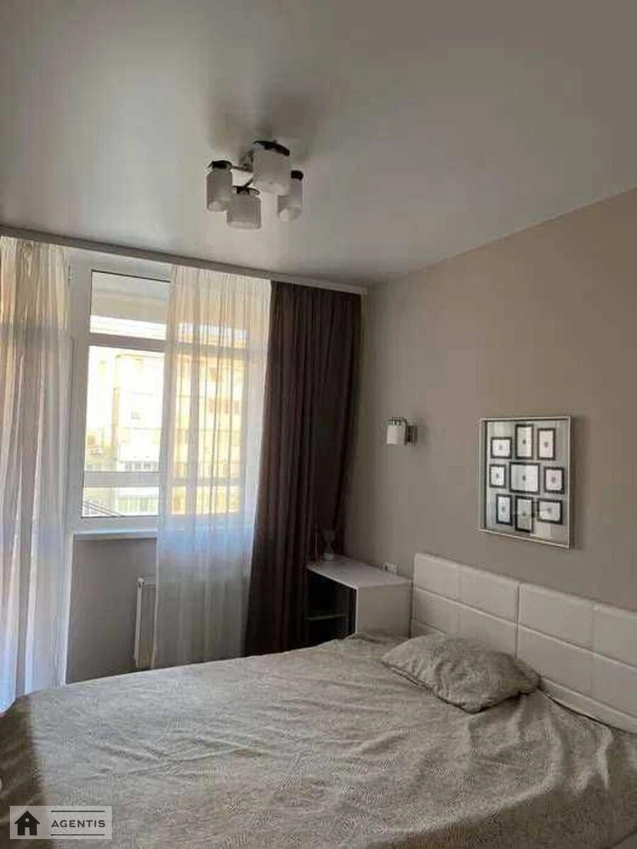Apartment for rent. 2 rooms, 42 m², 13 floor/13 floors. 41, Pravdy 41, Kyiv. 