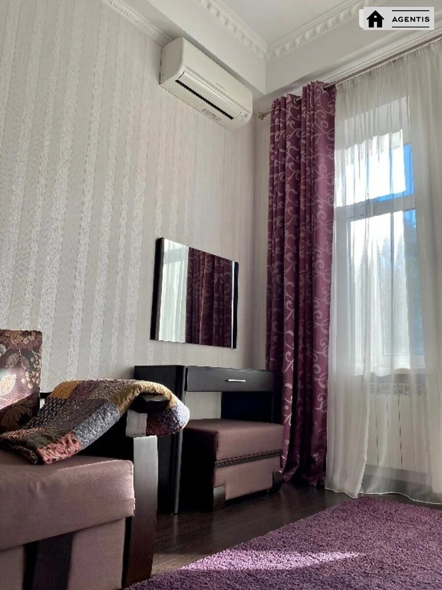 Сдам квартиру. 1 room, 41 m², 2nd floor/5 floors. Назарівська вул. (Бориса Вєтрова), Киев. 