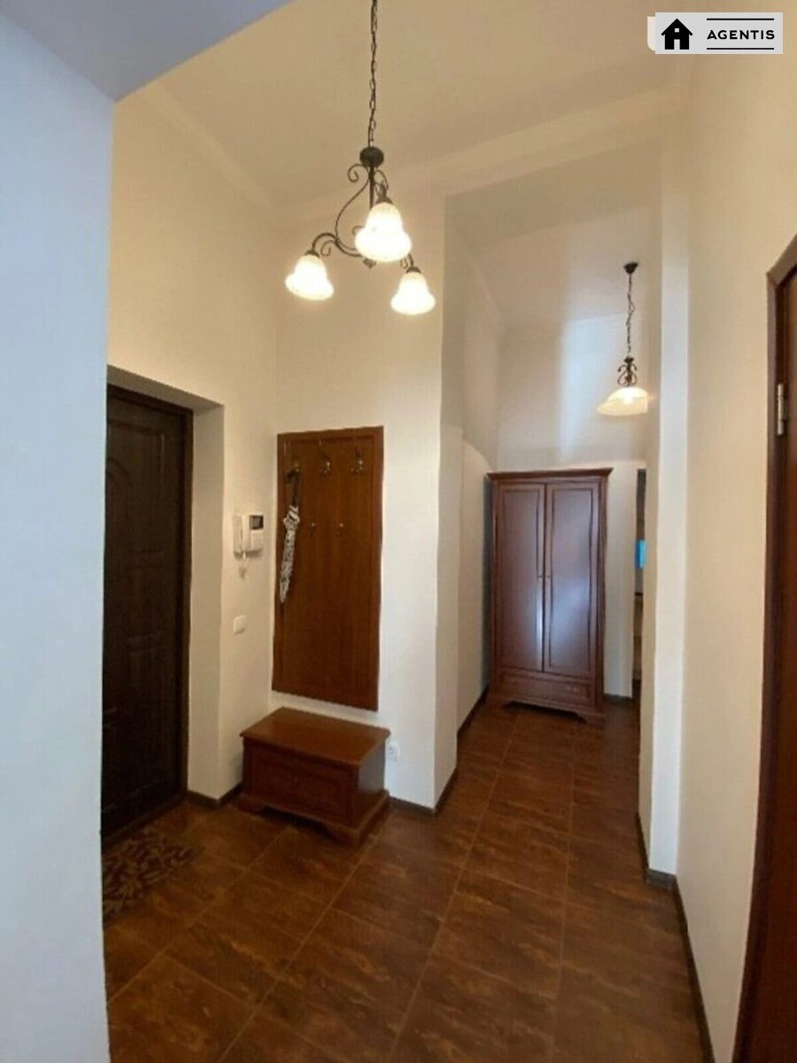 Apartment for rent. 1 room, 41 m², 2nd floor/5 floors. Nazarivska vul. Borysa Vyetrova, Kyiv. 