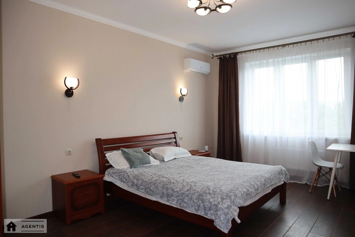 Apartment for rent. 1 room, 46 m², 5th floor/25 floors. 27, Krakivska 27, Kyiv. 