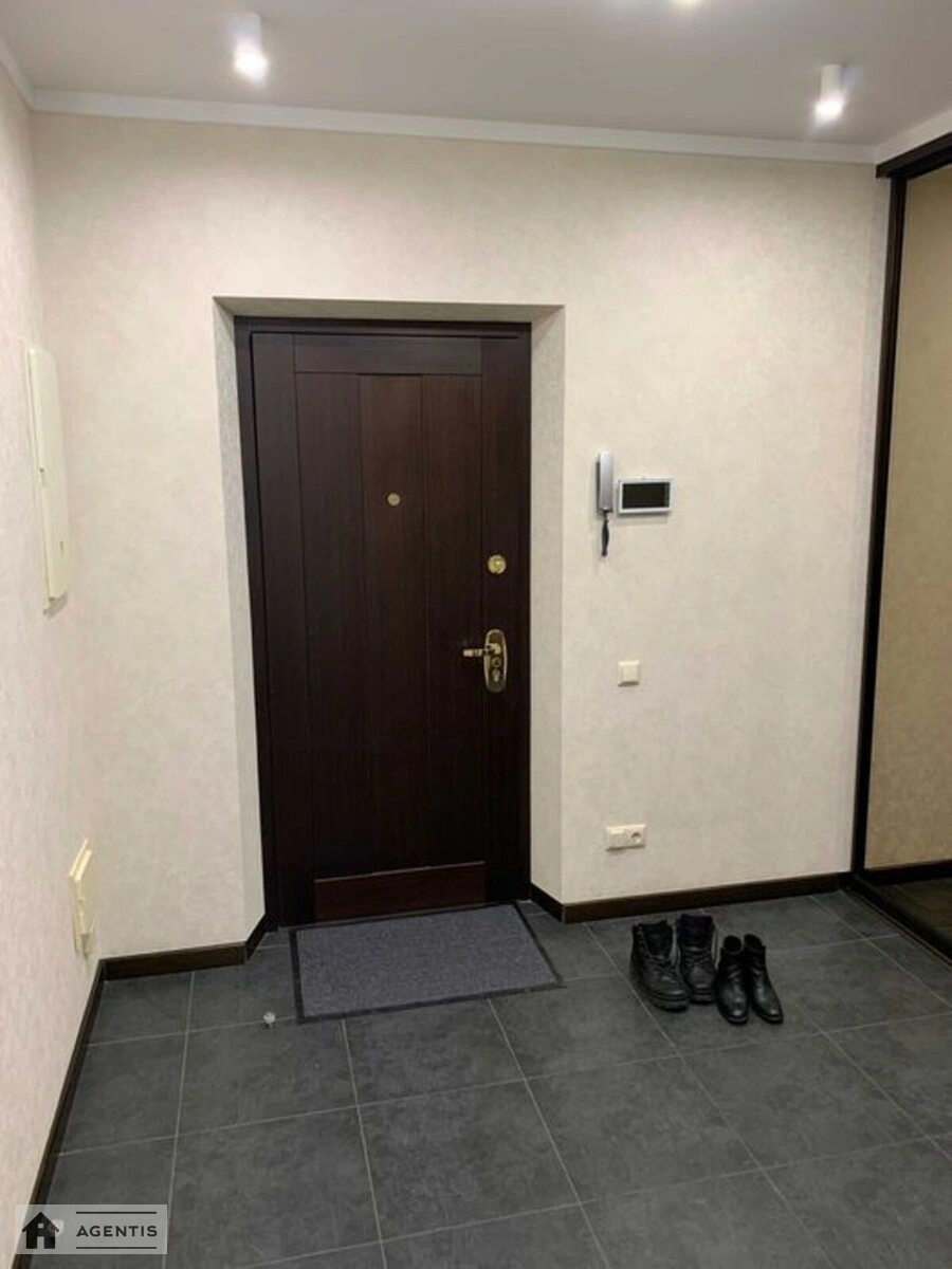 Сдам квартиру. 2 rooms, 90 m², 17 floor/23 floors. 60, Голосеевский 60, Киев. 