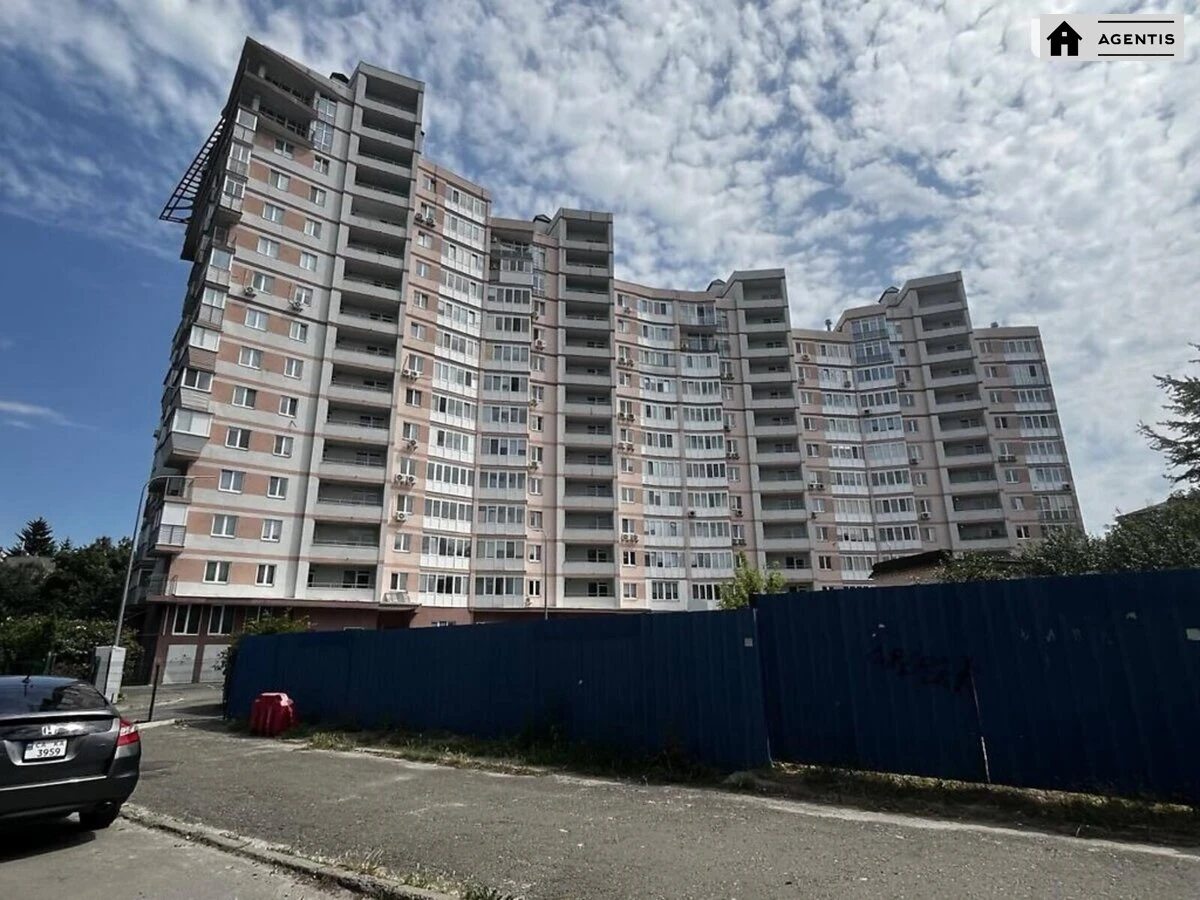 Apartment for rent. 2 rooms, 69 m², 3rd floor/12 floors. 25, Yanusha Korchaka vul. Baumana, Kyiv. 