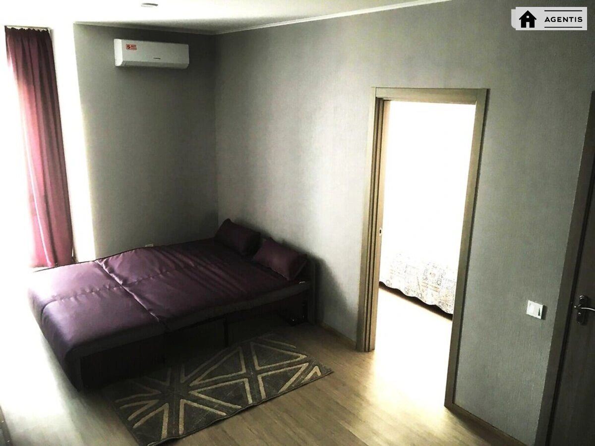 Apartment for rent. 1 room, 45 m², 19 floor/25 floors. 18, Nyzhnyokluchova 18, Kyiv. 