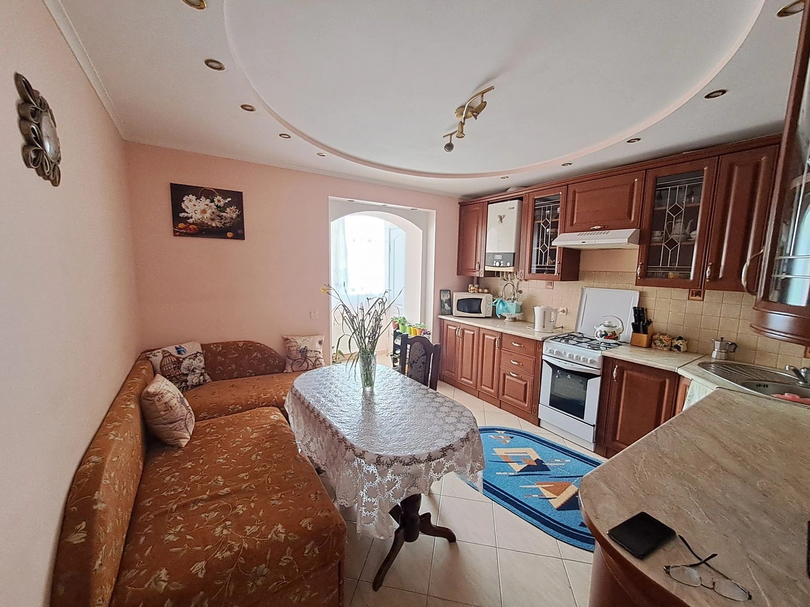 Продаж квартири. 2 rooms, 68 m², 4th floor/6 floors. Будного С. вул., Тернопіль. 