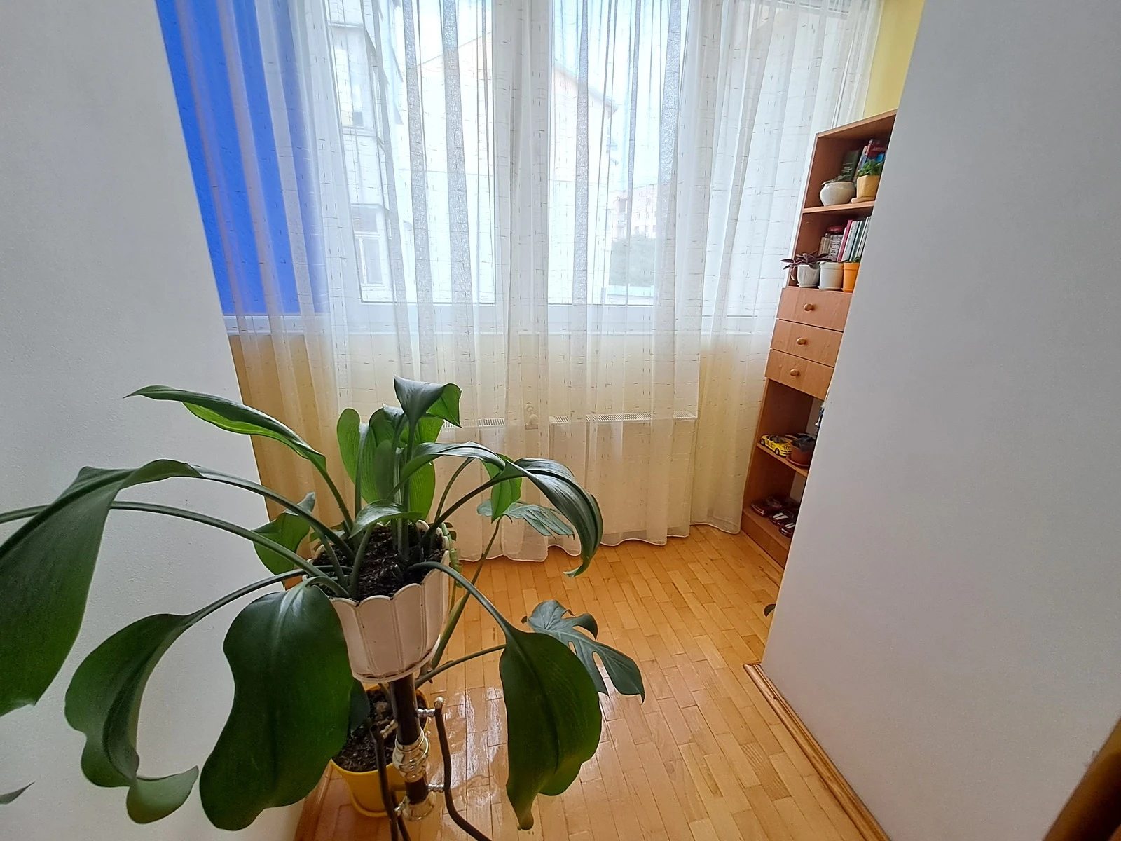 Apartments for sale. 2 rooms, 68 m², 4th floor/6 floors. Budnoho S. vul., Ternopil. 