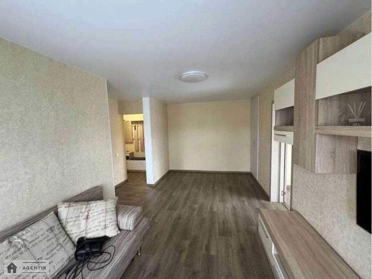 Apartment for rent. 2 rooms, 45 m², 5th floor/26 floors. 15, Solomiyi Krushelnytskoyi vul., Kyiv. 