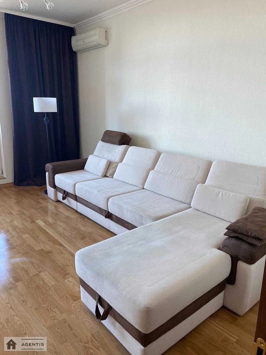 Apartment for rent. 2 rooms, 85 m², 12 floor/23 floors. 59, Zvirynetcka 59, Kyiv. 