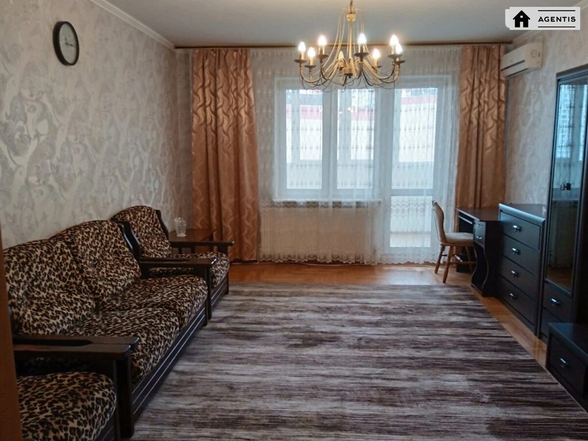 Apartment for rent. 3 rooms, 101 m², 12 floor/17 floors. 1, Borysa Hmyri vul., Kyiv. 