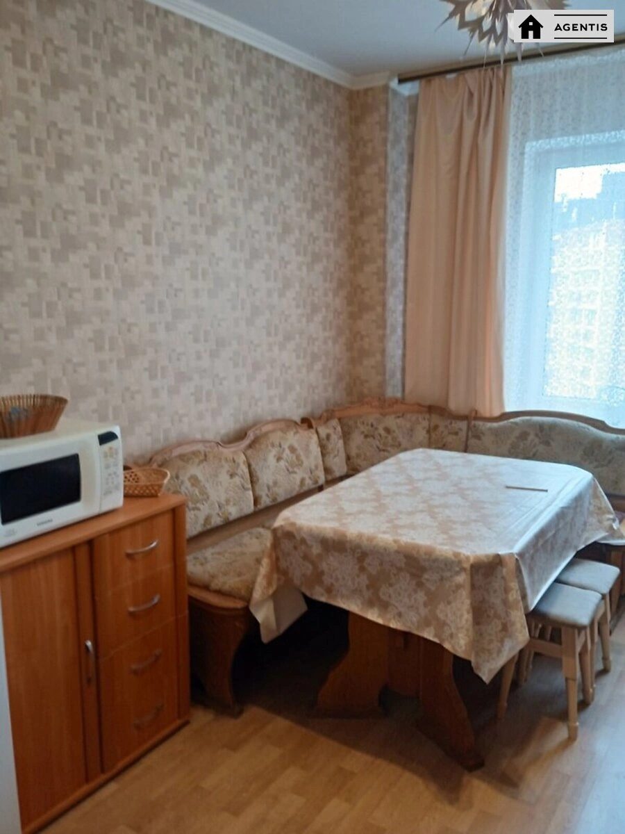 Apartment for rent. 3 rooms, 101 m², 12 floor/17 floors. 1, Borysa Hmyri vul., Kyiv. 