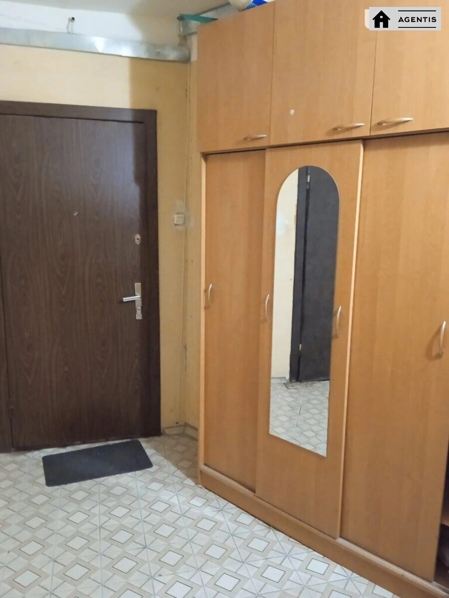 Здам квартиру. 3 rooms, 101 m², 12 floor/17 floors. 1, Бориса Гмирі вул., Київ. 