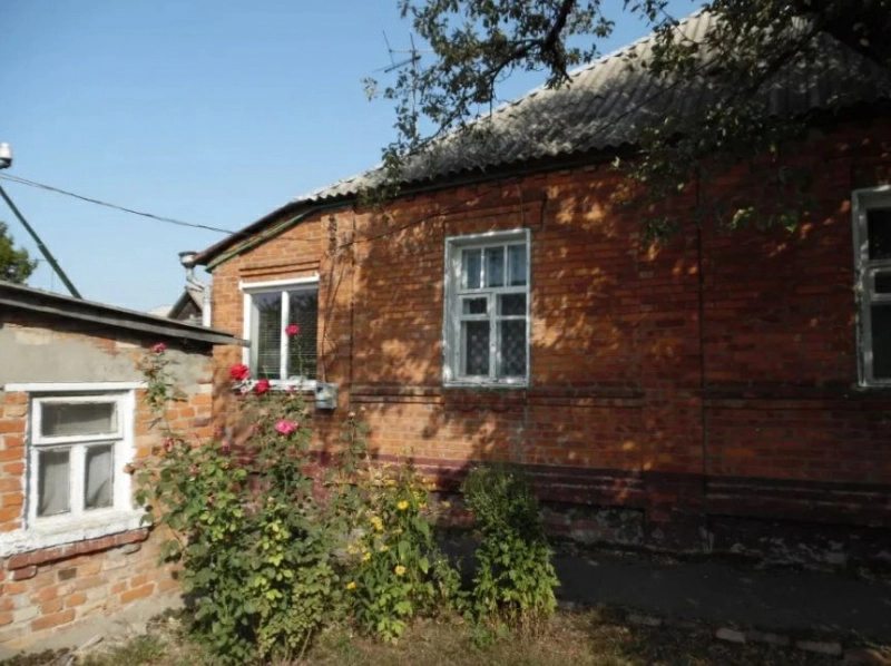 Продам частину житлового будинку. 4 rooms, 55 m², 1 floor. Немышлянская, Харків. 