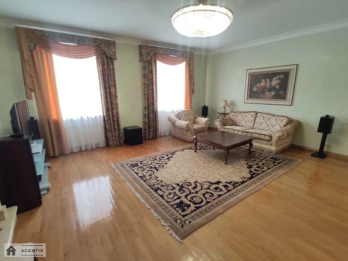 Apartment for rent. 4 rooms, 220 m², 3rd floor/5 floors. 13, Shovkovychna 13, Kyiv. 