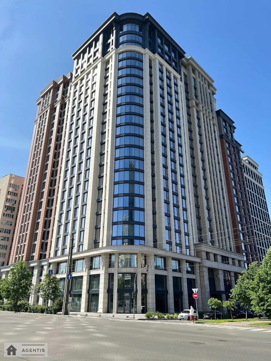 Сдам квартиру. 4 rooms, 138 m², 16 floor/24 floors. Антоновича вул. (Горького), Киев. 