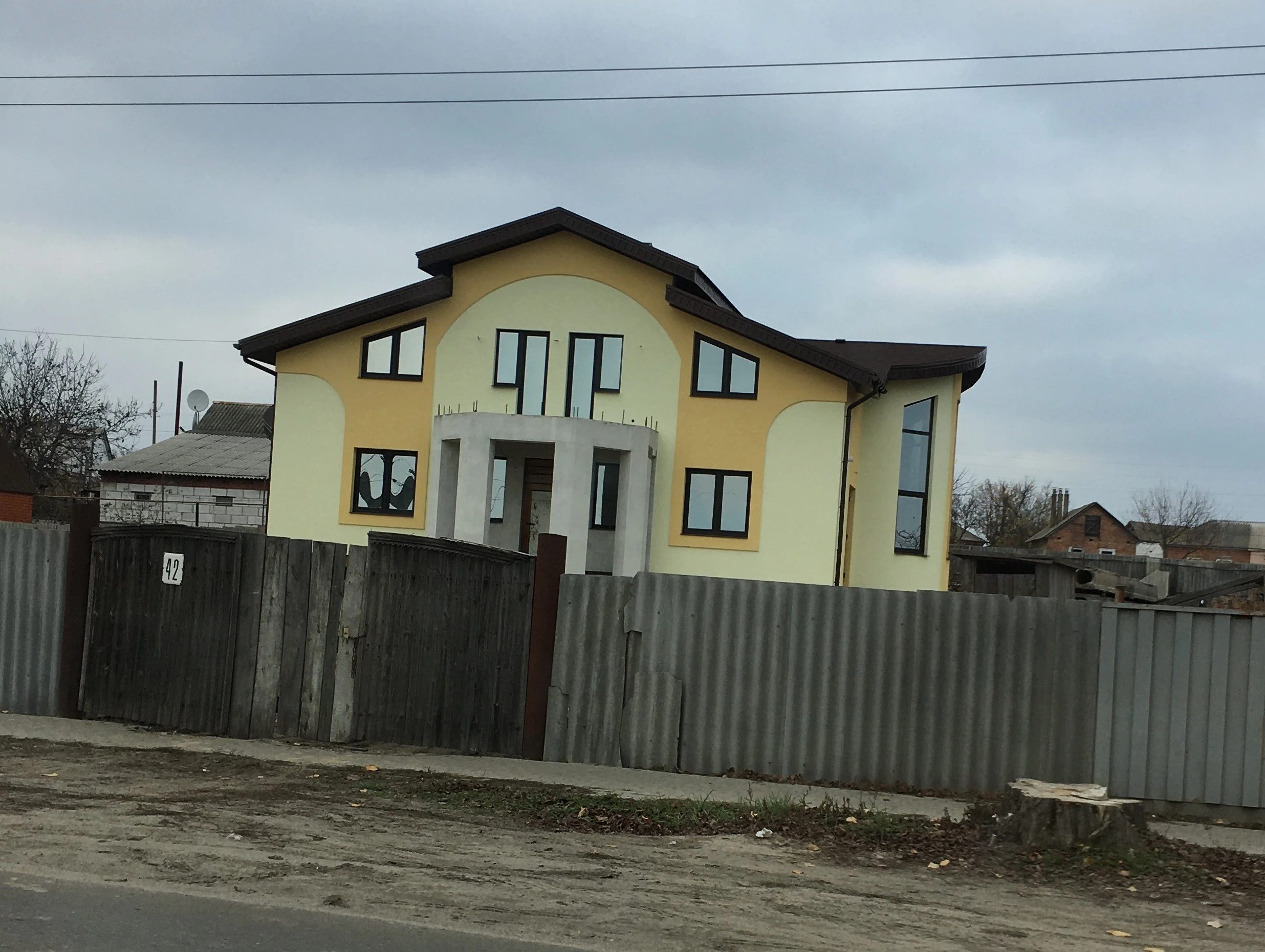 Продажа дома. 5 rooms, 271 m², 2 floors. 42, Першотравнева , Охтырка. 