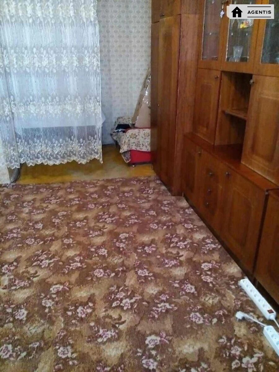 Сдам квартиру. 1 room, 42 m², 9th floor/9 floors. 4, Сергія Набоки вул. (Бажова), Киев. 